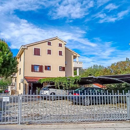 Marina Apartment Baska  Exterior photo