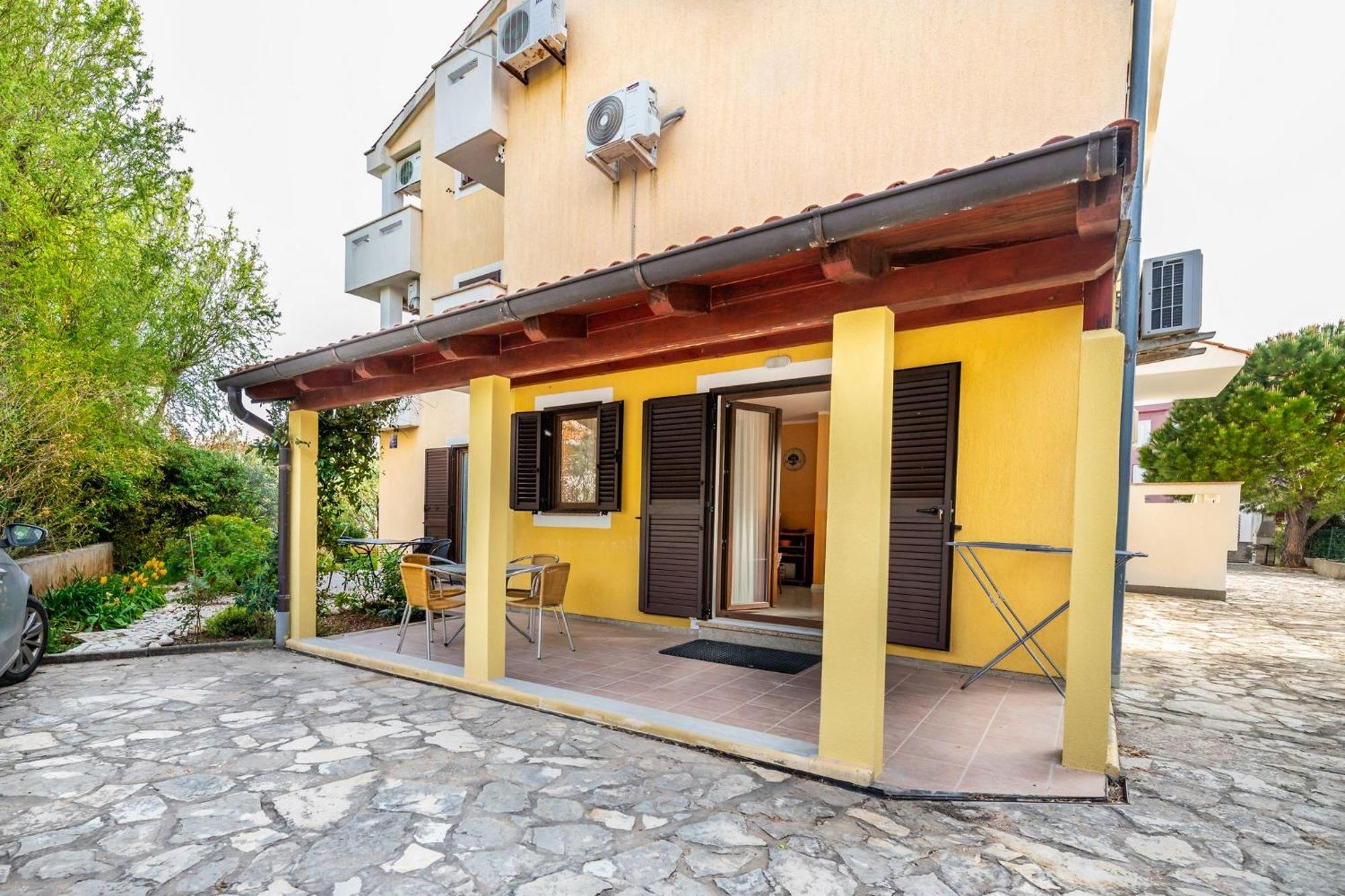 Marina Apartment Baska  Exterior photo